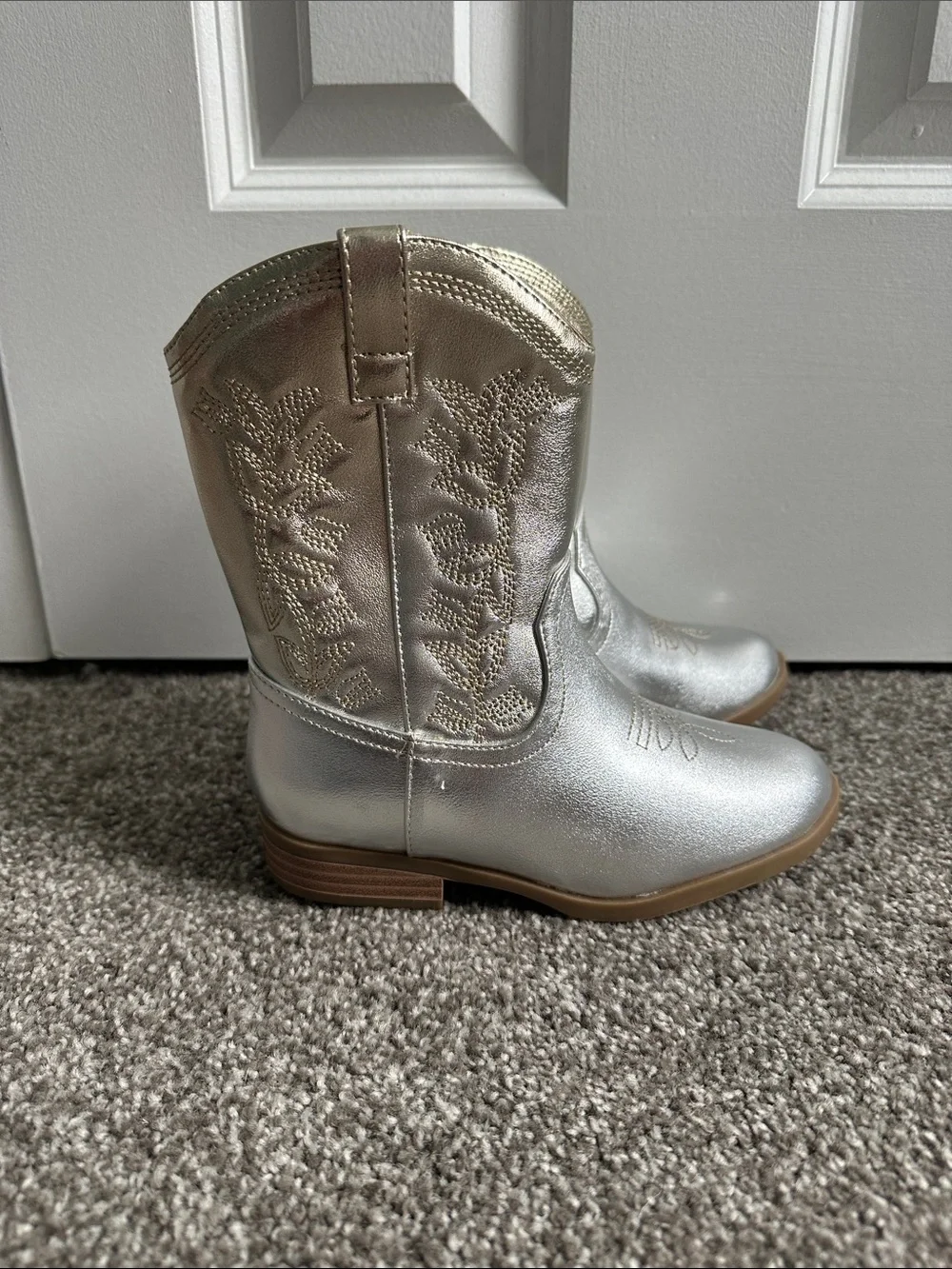 wonder nation Silver Metallic Girls Western Zip Boots